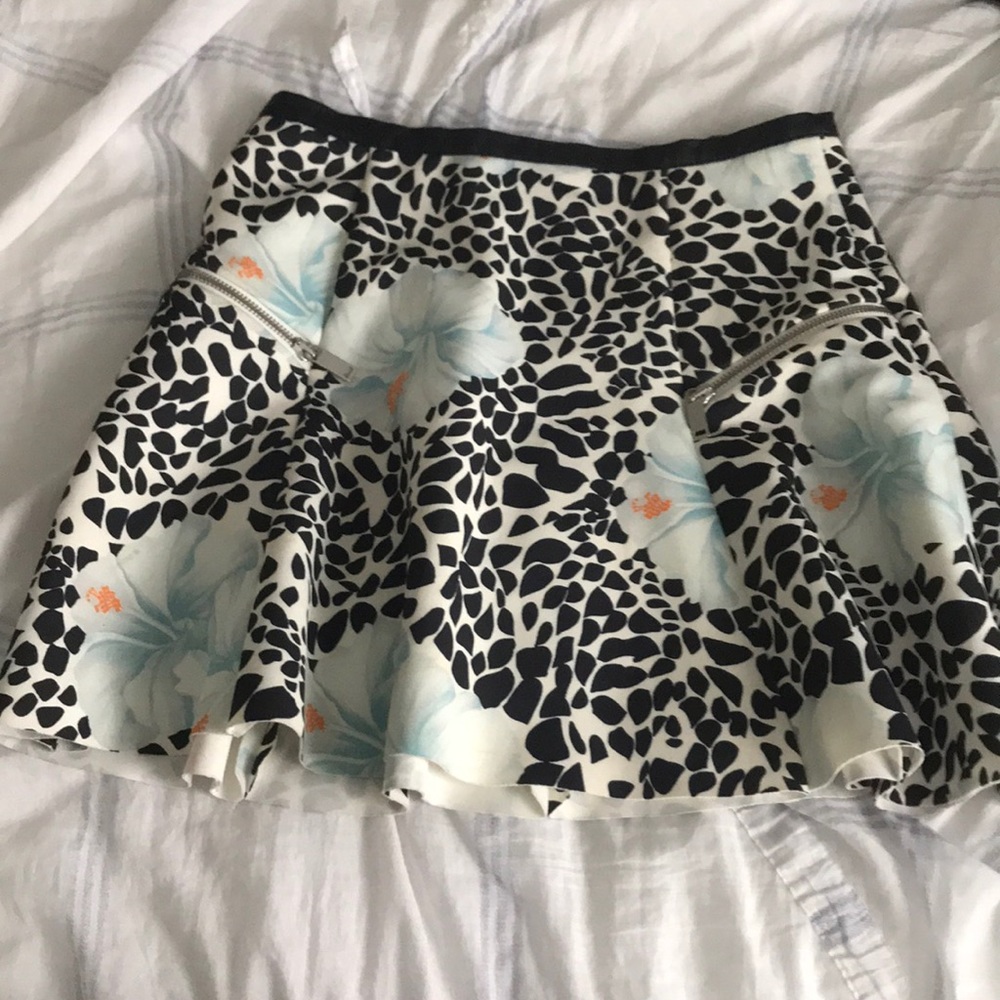 Perfect condition Zara skirt